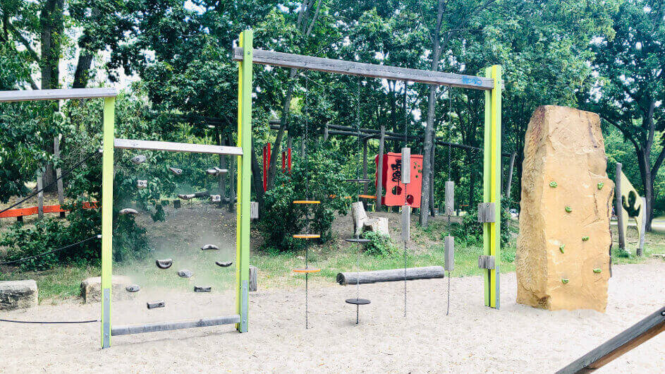 Kletterspielplatz im Hönower Weg