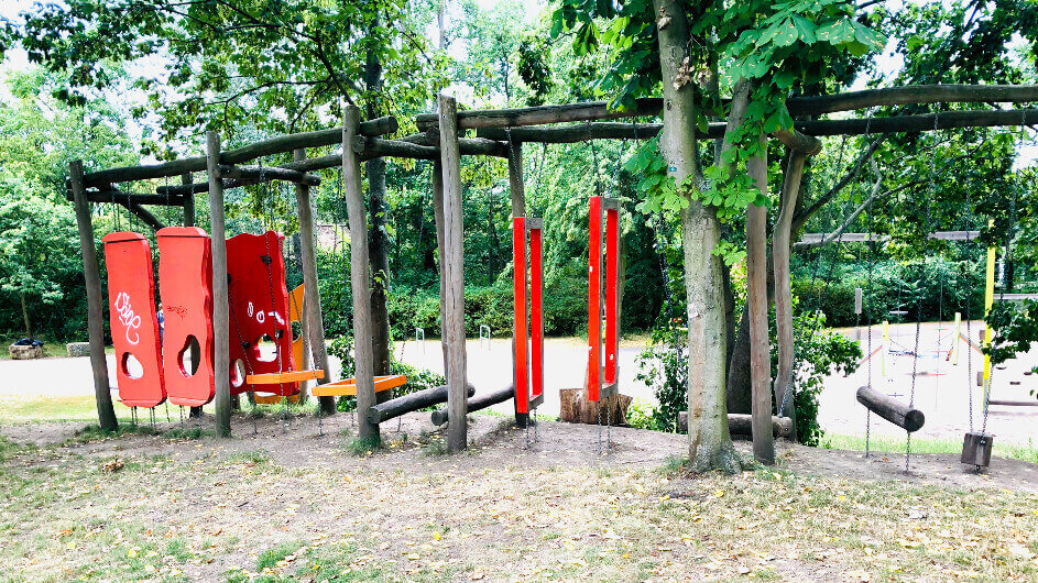 Kletterspielplatz im Hönower Weg