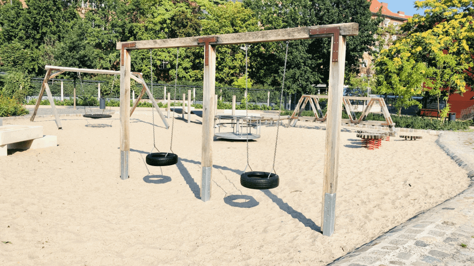 Spielplatz in der Kaiserin-Augusta-Allee