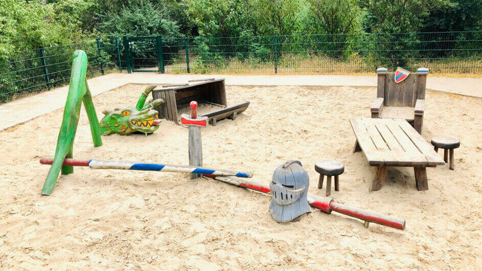 Ritterspielplatz in der Rheingoldstraße