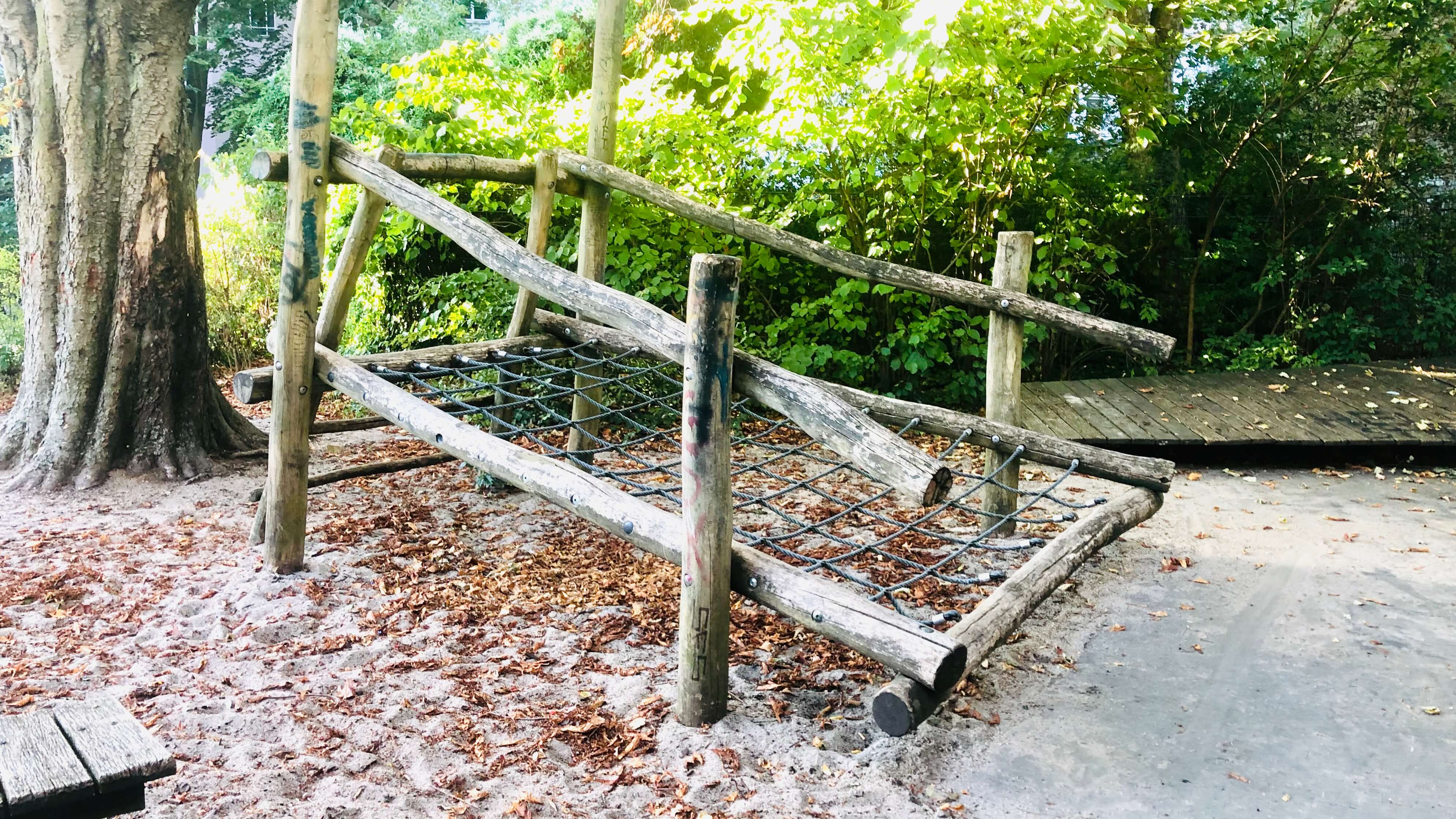 Spielplatz bzw. Spielstraße in der Mahlerstraße