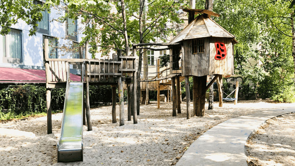 Spielplatz Knesebeckstraße