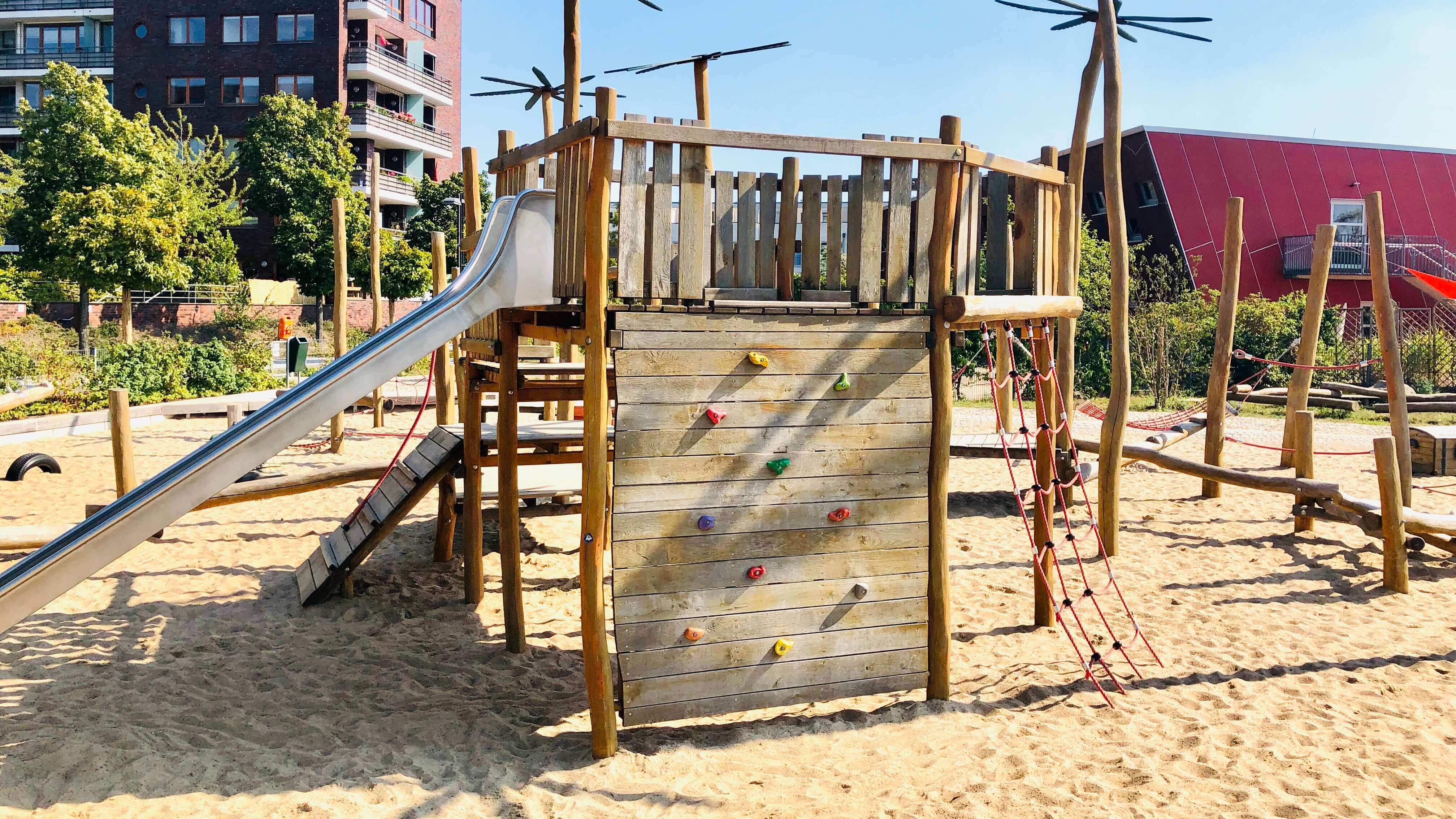 Spielplatz „Welle“ an der Rummelsburger Bucht